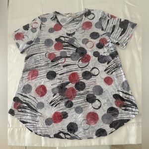 Jess & Jane Women’s V-Neck Short Sleeve Tee in White with Orange & Gray Size S